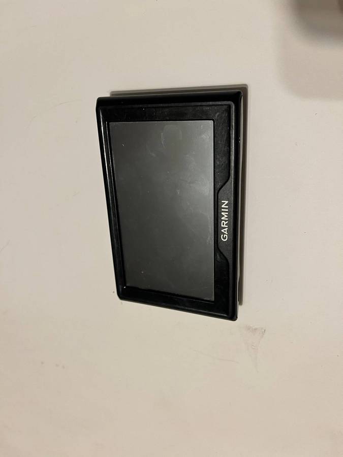 Garmin Drive 40 LM | Powers On | GPS Position Issue | For Repair/Restore