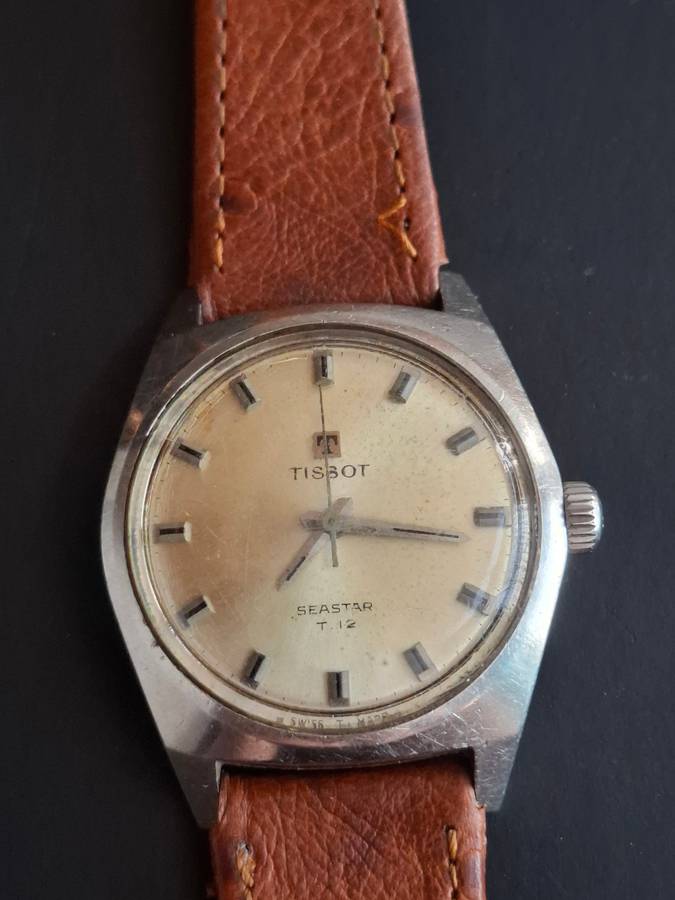 Broken Tissot Watch (Faulty)