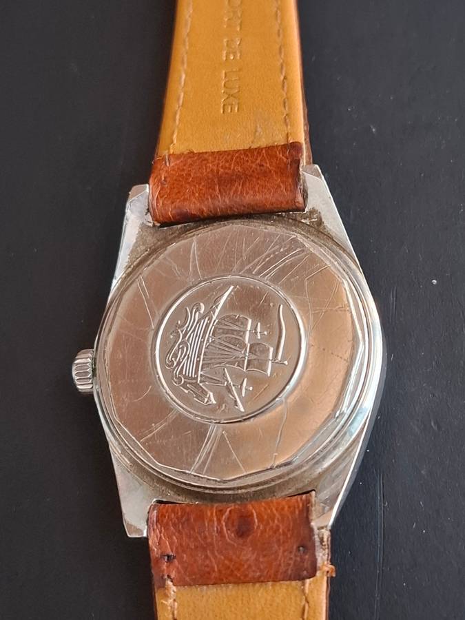 Broken Tissot Watch (Faulty)