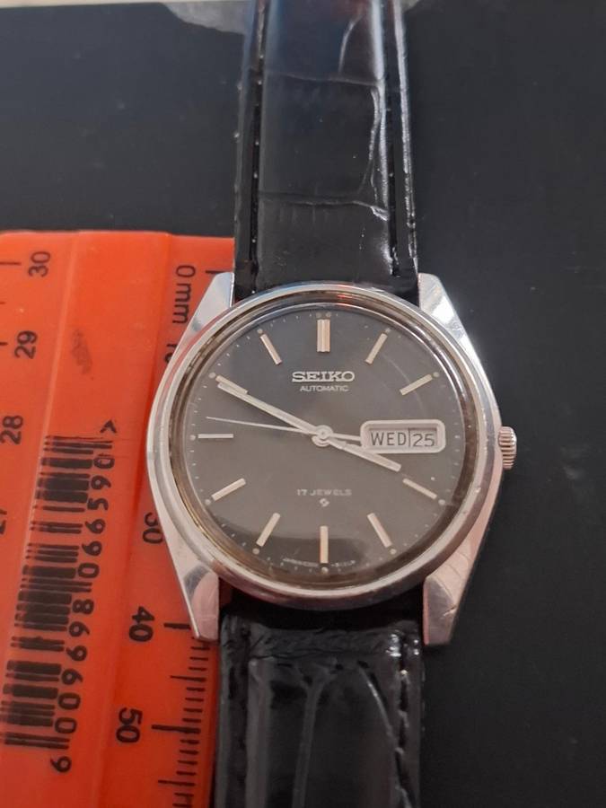 Faulty Seiko Watch(Runs and Stops)