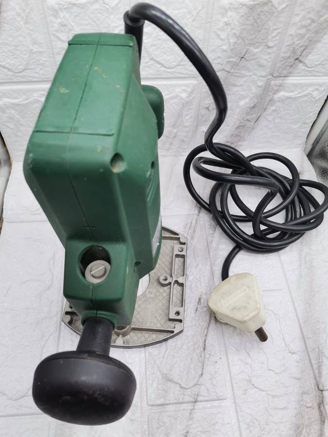 Bosch Pof 400 400W Route SCINTILLA SA V/96249 ---WORKS 100%