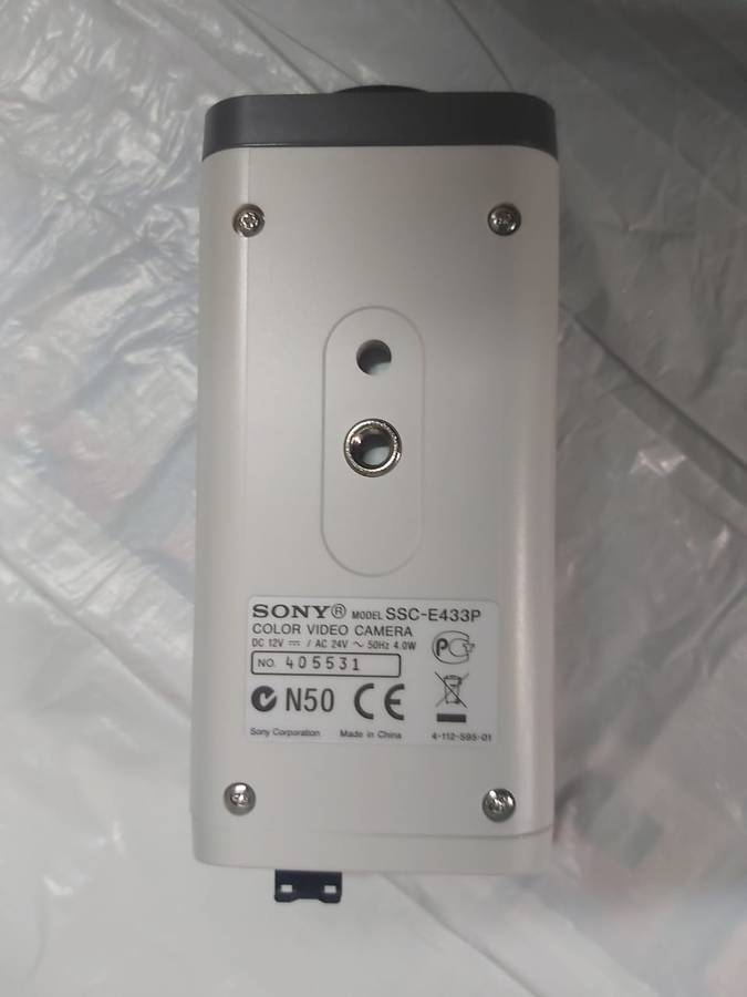 SONY SSC-E433P- DAY/NIGHT 540 LINES COLOR CAMERA ---THIS IS A BARGAIN