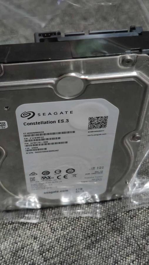 SEAGATE 4TB HDD