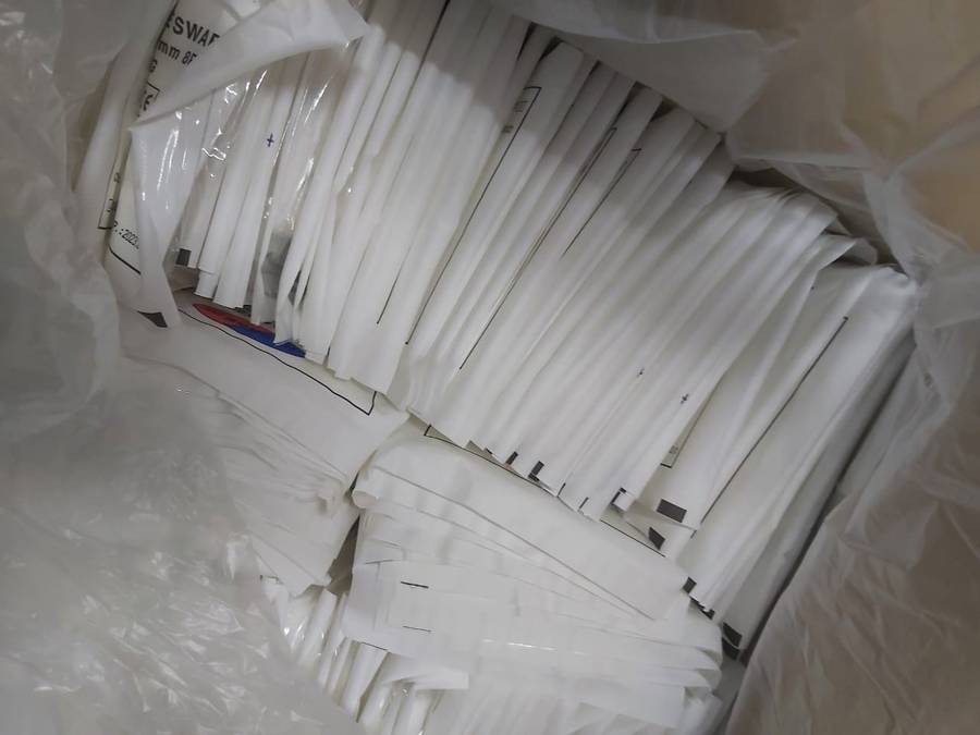 HI-CARE GAUZA SWABS 2500 PCS--BULK LOT