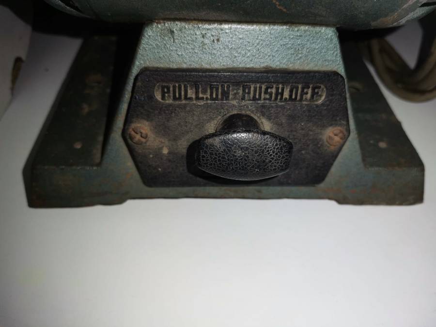 ELEPHANT BENCH HEAVY DUTY BALL BEARING--- A MUST HAVE