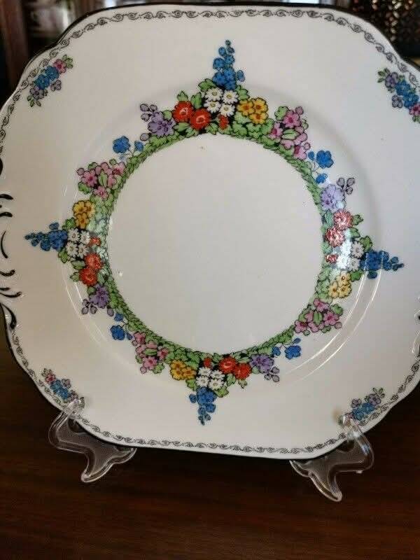 Tea set - 17 Piece New Chelsea Staffs.