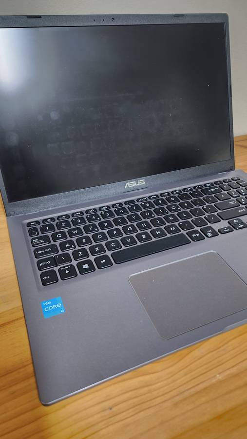 One Lot containing 5 x Asus Notebooks (See Details)