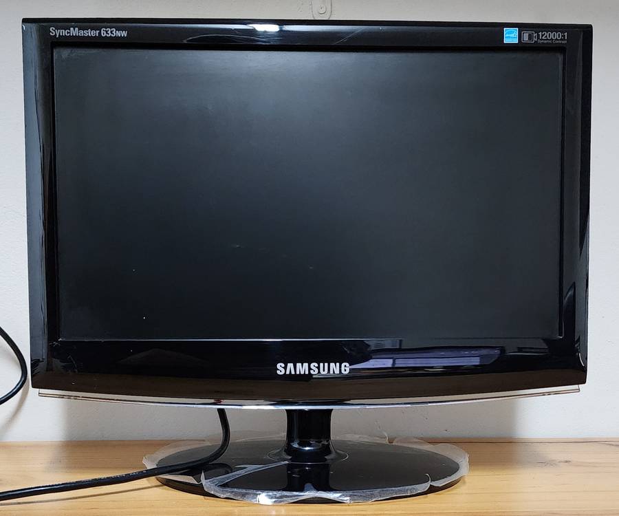Samsung SyncMaster 633NW 16.0" Wide Screen LCD Monitor 633NW