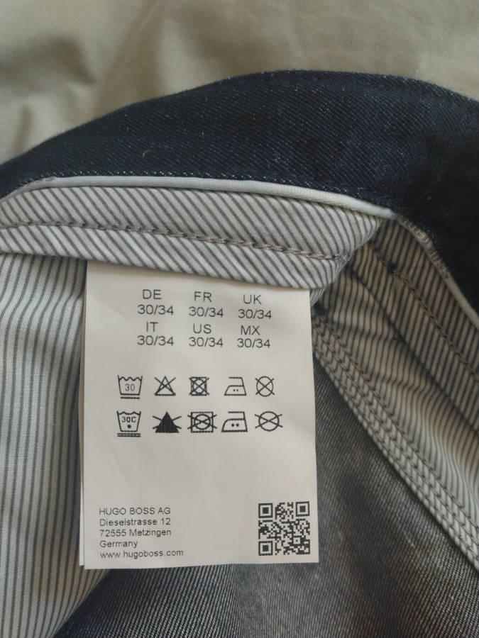 Hugo Boss Dark Blue Jeans (New)