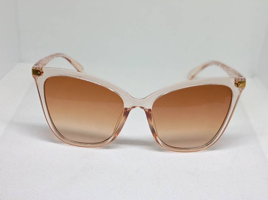 Woman's sunglasses