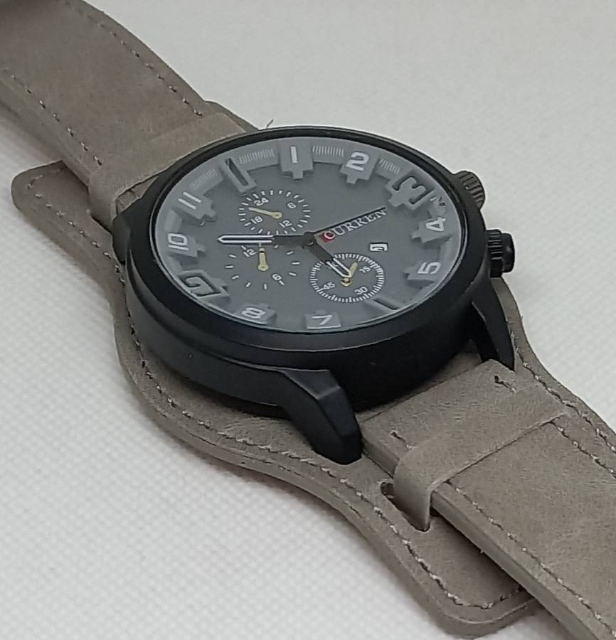 Men's Curren watch with date function