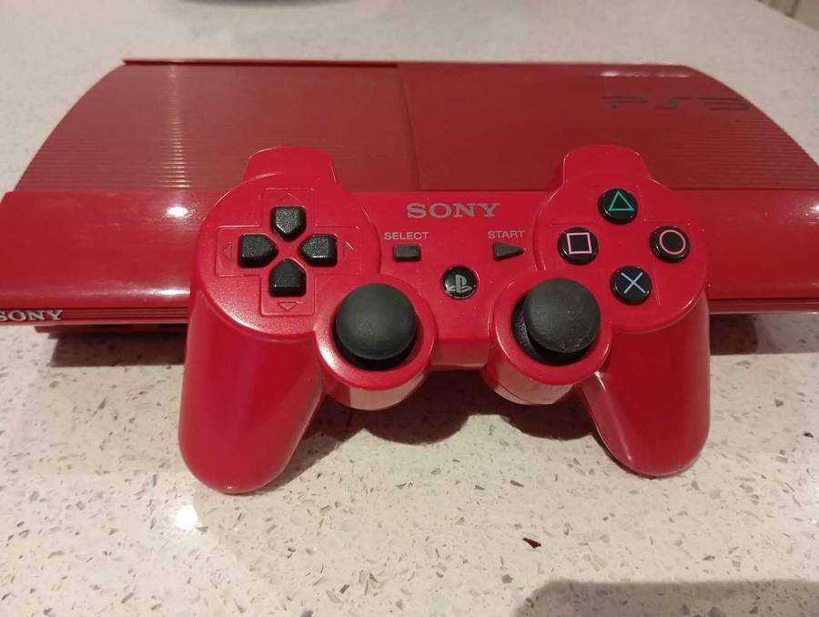 PS3 Red Limited Edition 500GB GOOD CONDITION