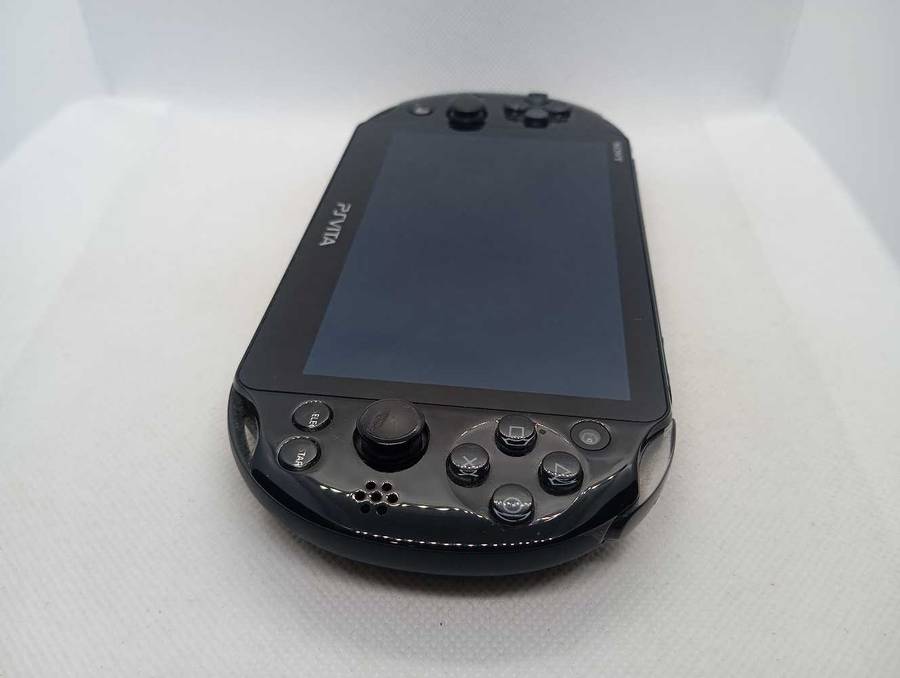 Ps Vita slim  loaded with 50+ Games (128GB Memory Card)