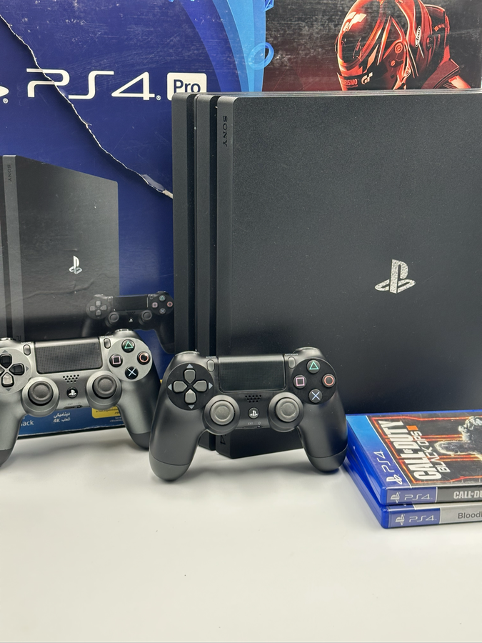 PlayStation 4 Pro 1TB PS4 PRO (Boxed)  Dual Controllers + Bloodborne & Call of Duty: Black Ops III
