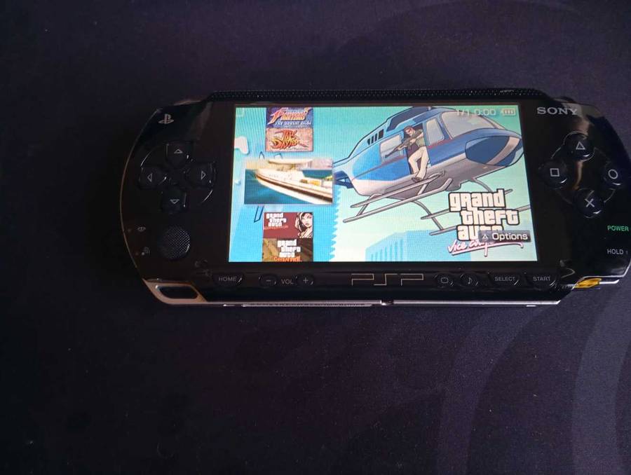 PSP 1004 loaded with over 40games