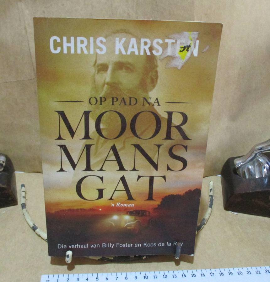 Op Pad na Moor Mans Gat by Chris Karsten