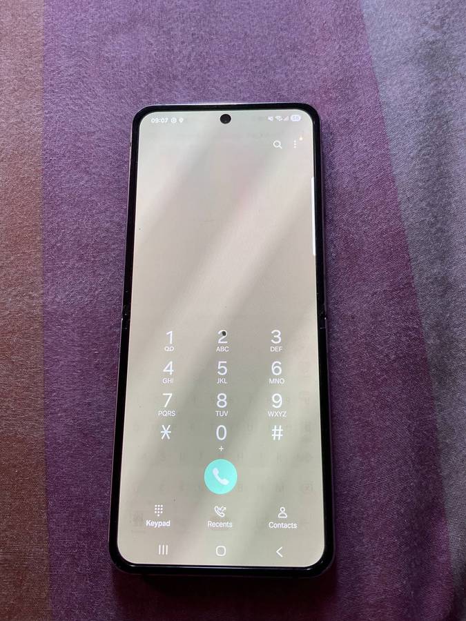 Samsung flip 4