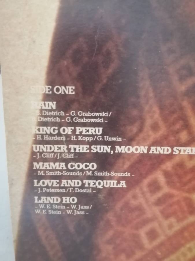 GOOMBAY DANCE BAND (LAND OF GOLD) - VINYL IN VERY GOOD CONDITION - SEE BELOW FOR INFO.