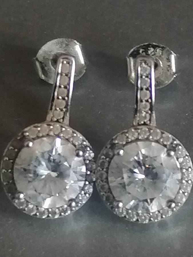 Quality Sterling Silver Stud earring set.
