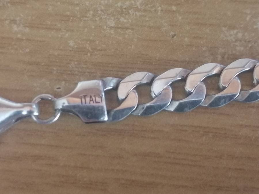 Stunning mens Italian 925. silver flat curb necklace, 7mm wide & 56cm long.