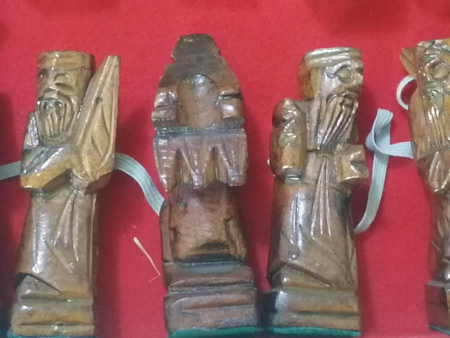 Vintage oriental exquisitely hand carved chess set.