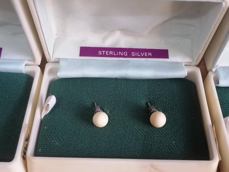 3x Vintage Sterling Silver round bone stud earring sets.