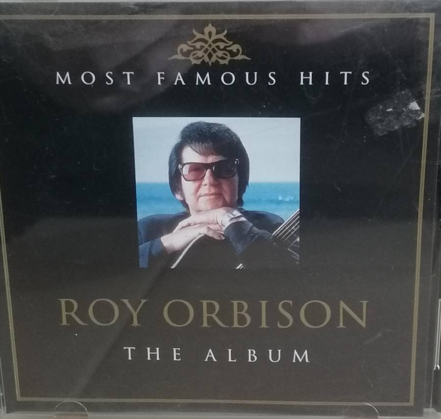 10x Top  original music CD's in very good condition.