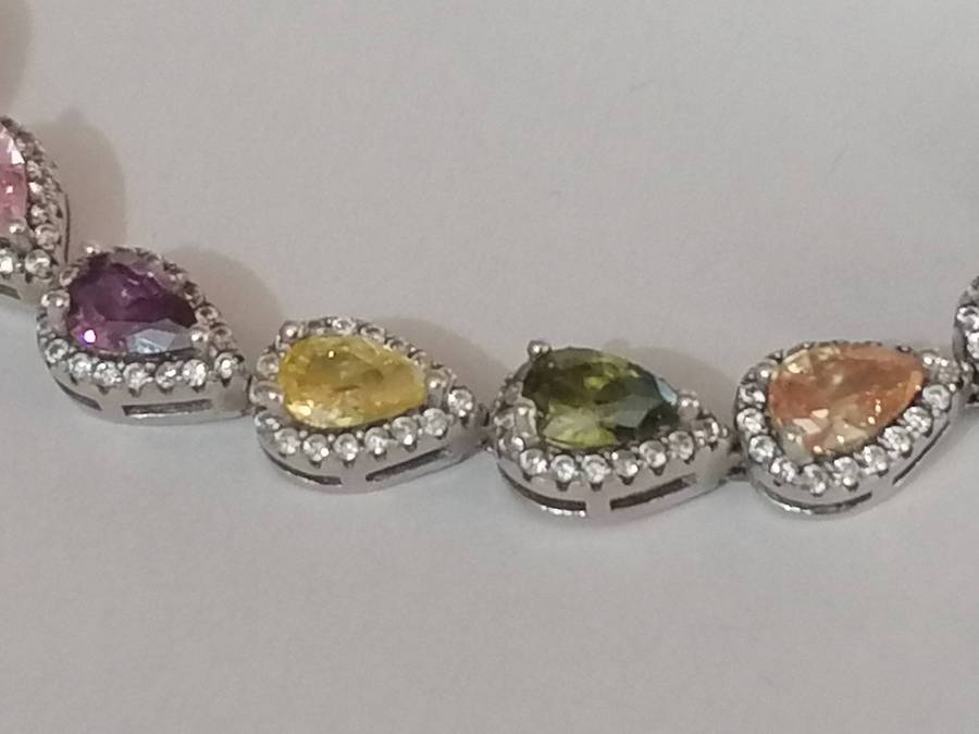 Stunning quality colour stone bracelet, sterling silver, 12.4 grams..