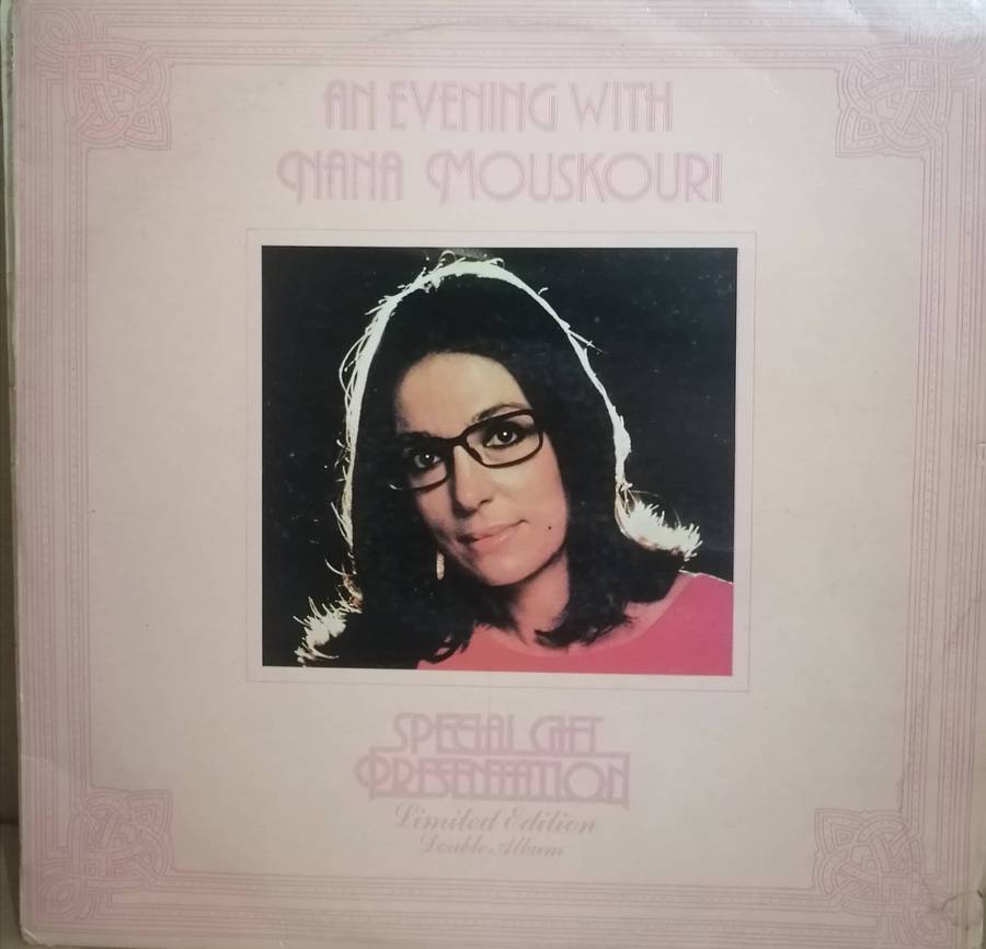 4x Nanna Mouskouri albums, vinyl's excellent to very good.