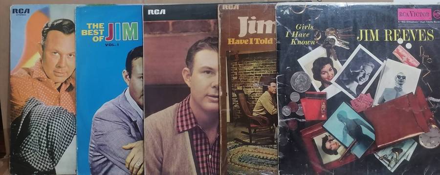 5x Jim Reeves albums, vinyl's excellent to very good.