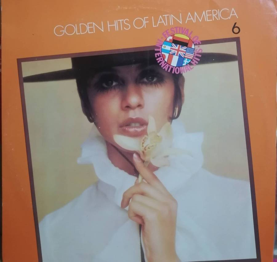 10x Festival of International hits volumes, vinyl's mostly excellent.