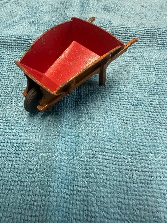 DINKY TOYS