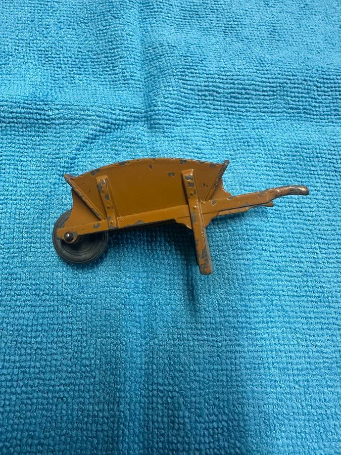 DINKY TOYS