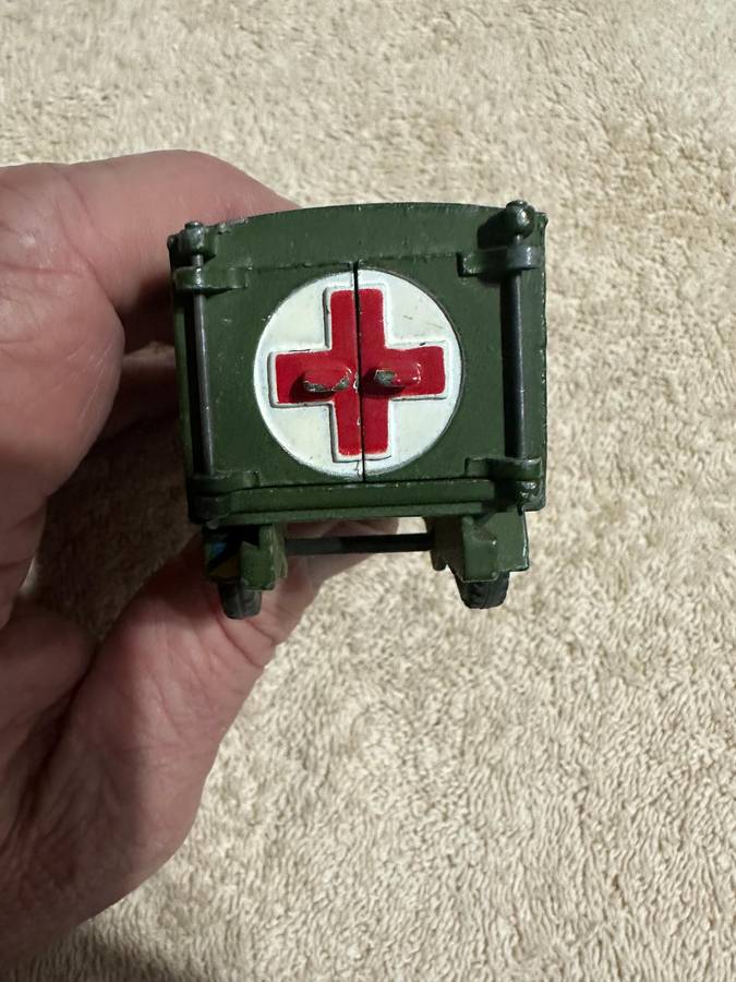 DINKY TOYS