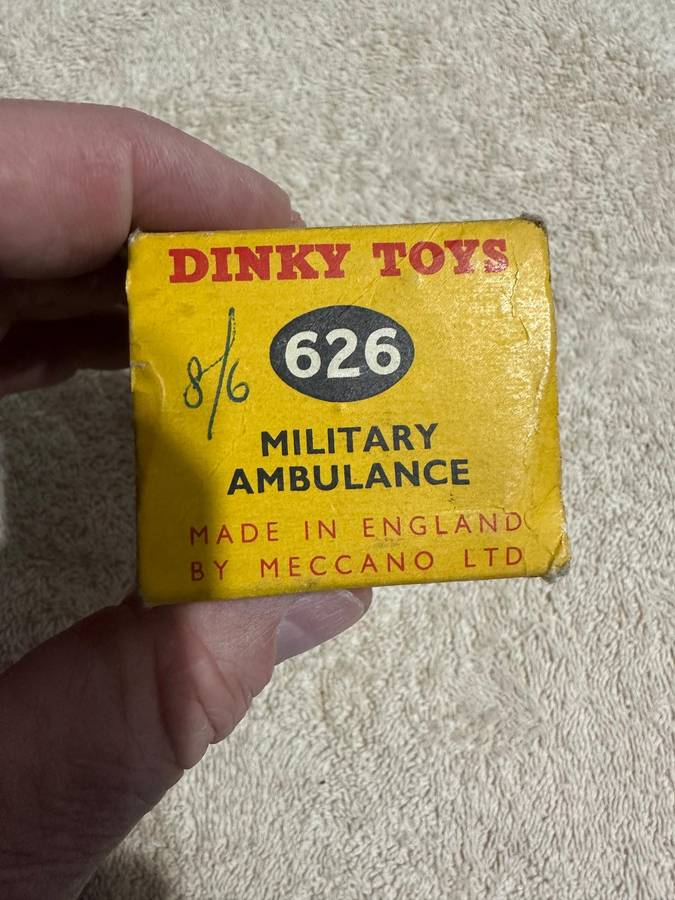 DINKY TOYS
