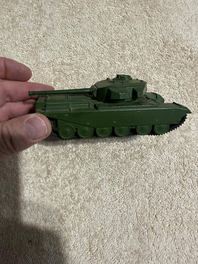 DINKY TOYS