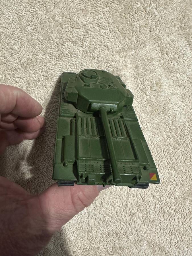 DINKY TOYS