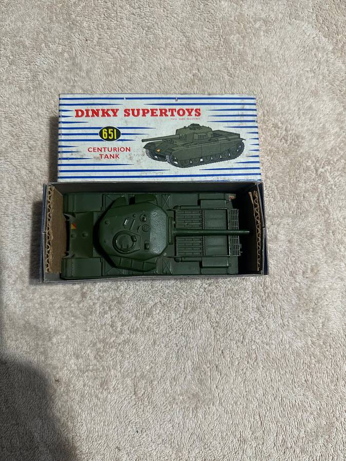 DINKY TOYS