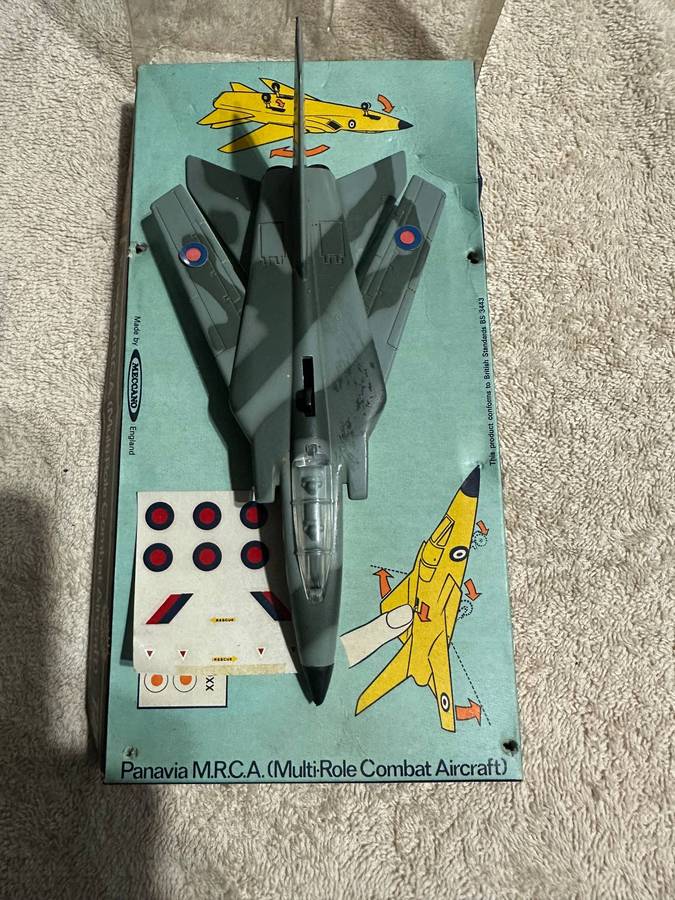 DINKY TOYS