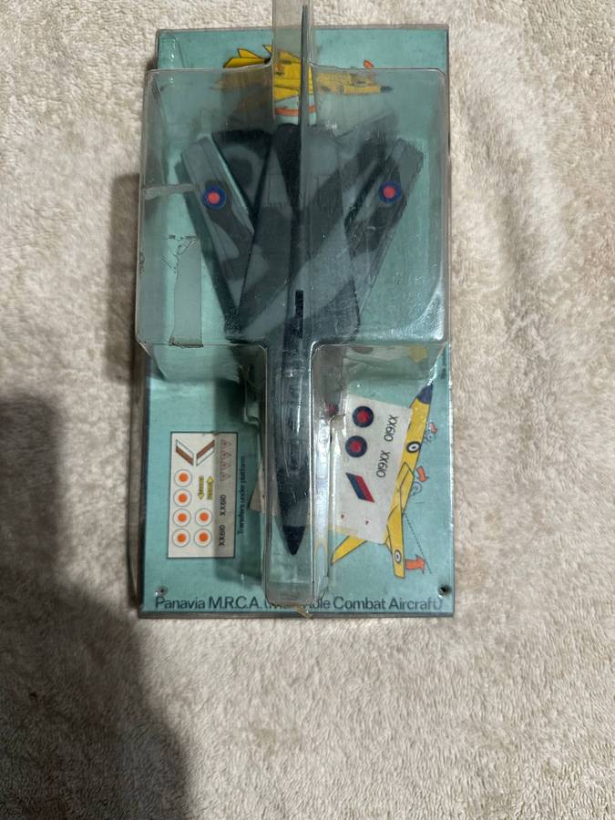 DINKY TOYS