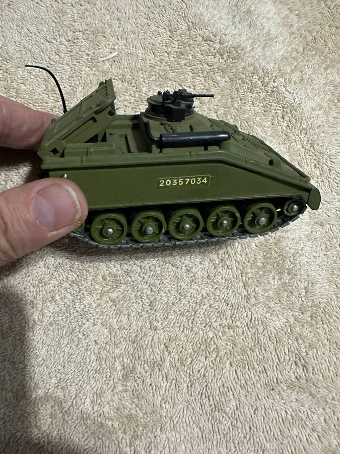 DINKY TOYS