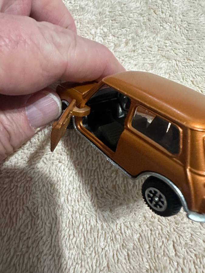 DINKY TOYS