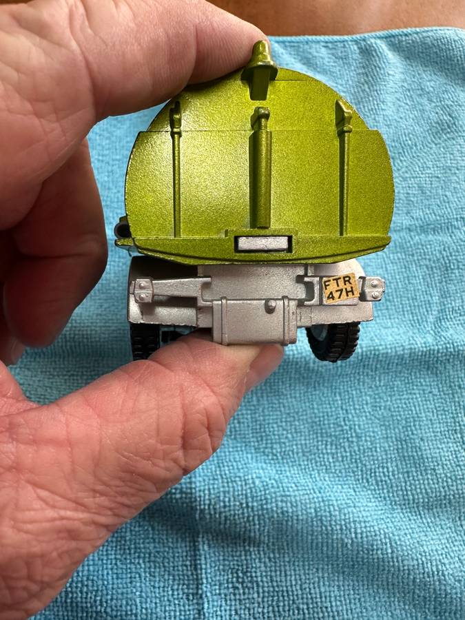 DINKY TOYS