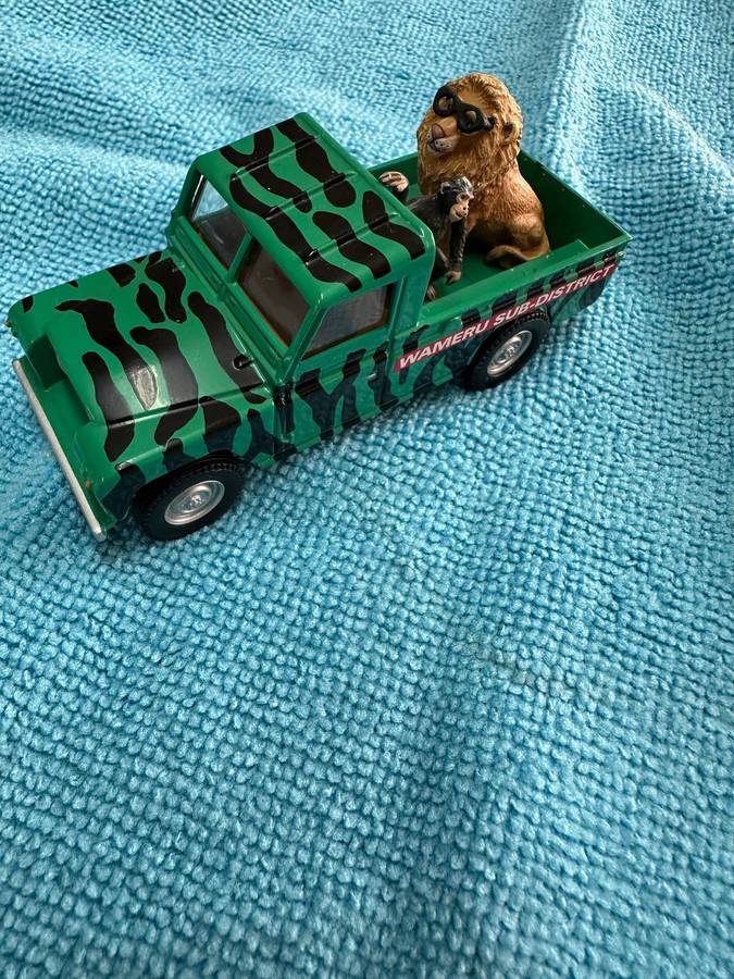 DINKY TOYS