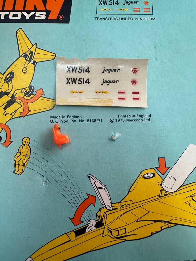 DINKY TOYS