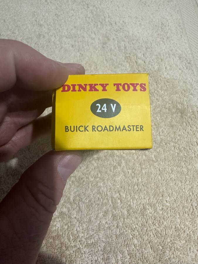 DINKY TOYS
