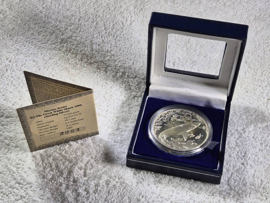 1999 Great White Shark 1oz South African R2 Proof coin
