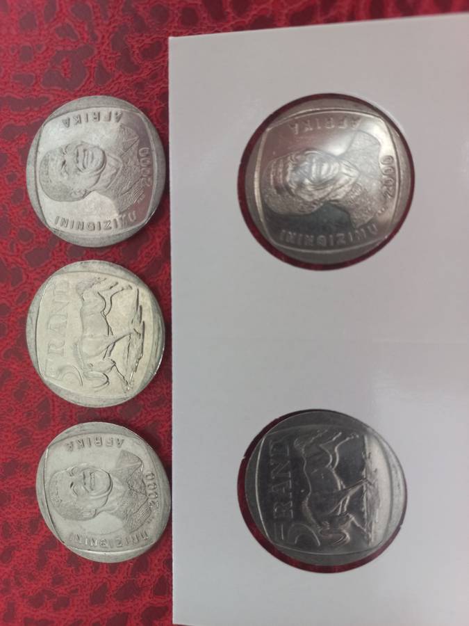 2000 R5 NELSON MANDELLA SMILEY!!Bid per coin