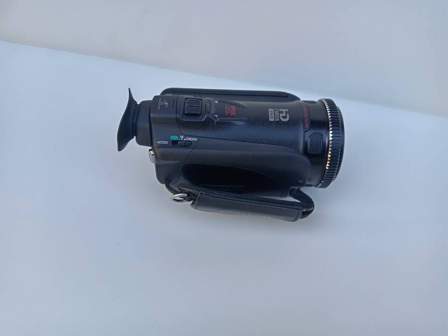 Canon Legria HF G25 Video Camera . Please read