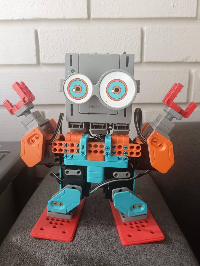 UBTech Jimu Robot BuzzBot MuttBot Kit